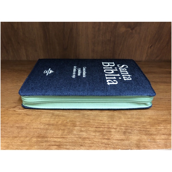Biblia Letra Grande Jean con Cierre y Concordancia - Image 2