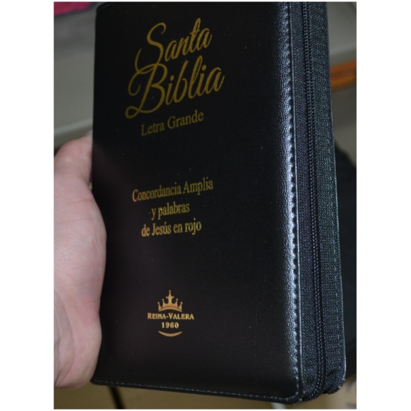 Biblia RV1960 manual negro canto dorado cierre índice - Image 2