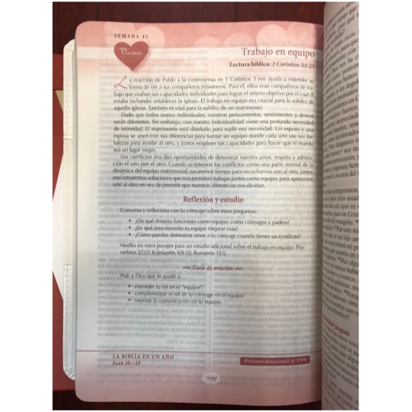 Biblia RVR60 devocional lenguajes del amor blanco - Image 2