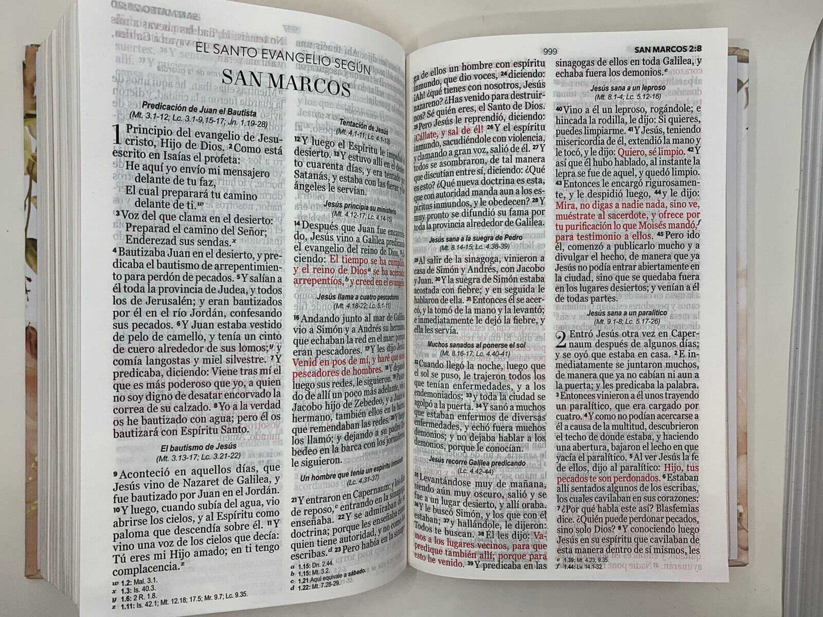 Biblia RVR1960 tapa dura flores dorado grande 12pt - Image 4