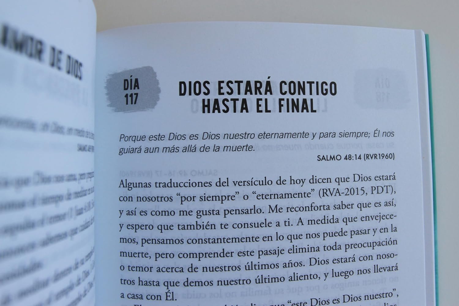 Devocionales diarios de los salmos: 365 reflexiones para todos los días