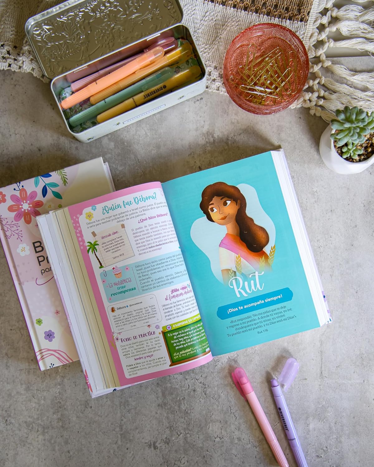 Biblia NTV de promesas para niñas rosa tapa dura