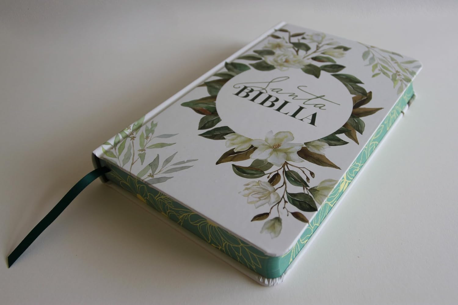 Biblia RVR1960 letra grande flores bcas y cto pintado tapa dura manual 10.5pt - Image 3