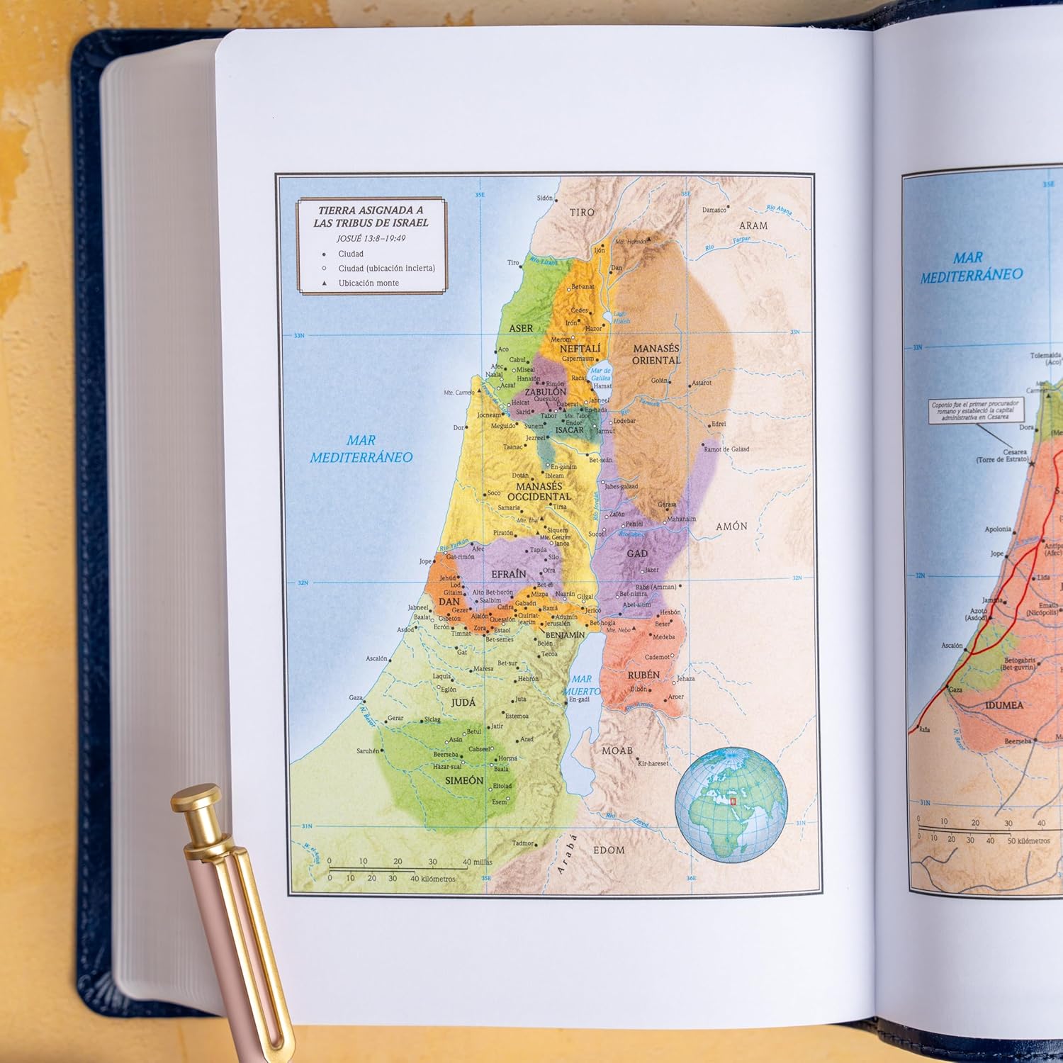 Biblia RVR1960 letra grande ed esp azul marino im piel manual 12pt - Image 4