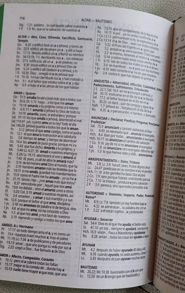 Biblia RVR1960 Fuente de Bendiciones jóvenes azul 8pt RVR.63uecFBPJr