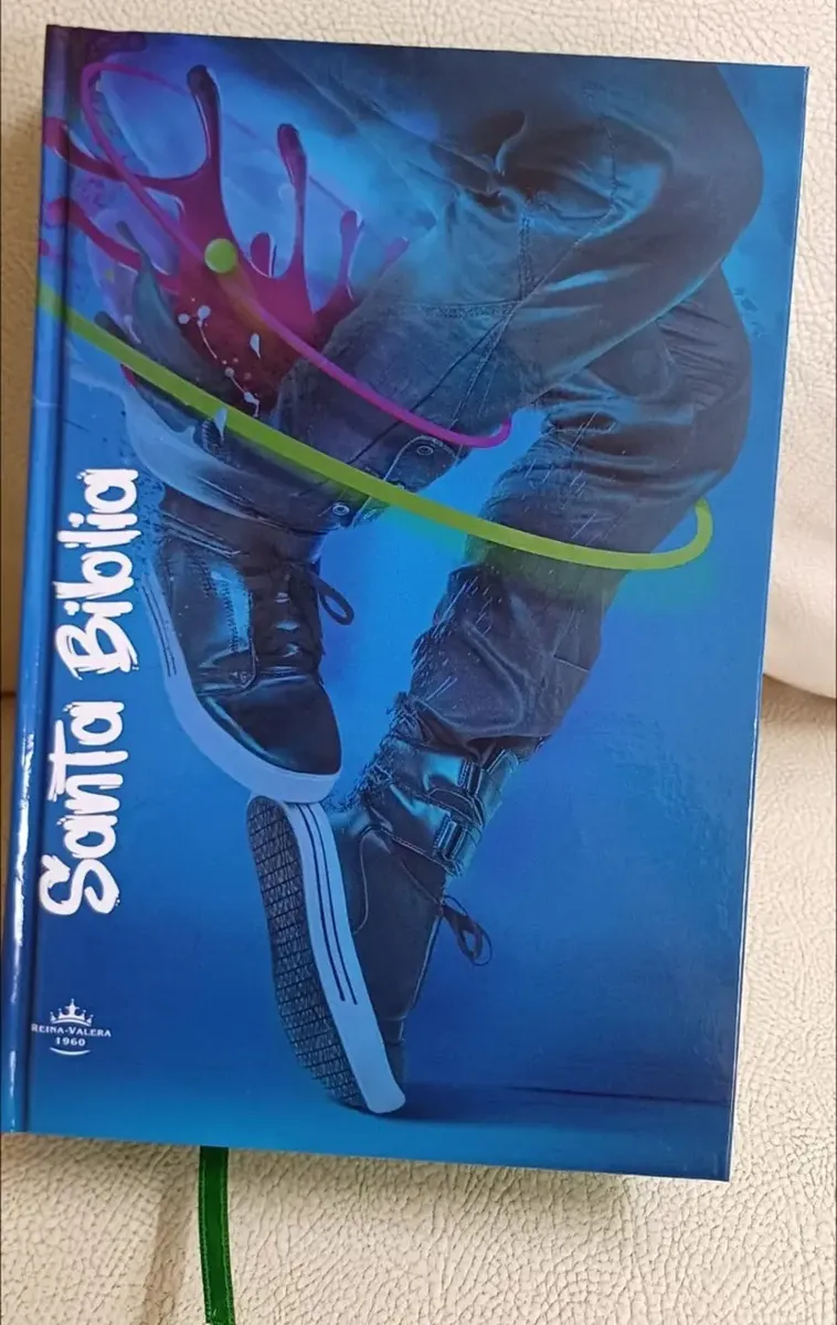 Biblia RVR1960 Fuente de Bendiciones jóvenes azul 8pt RVR.63uecFBPJr